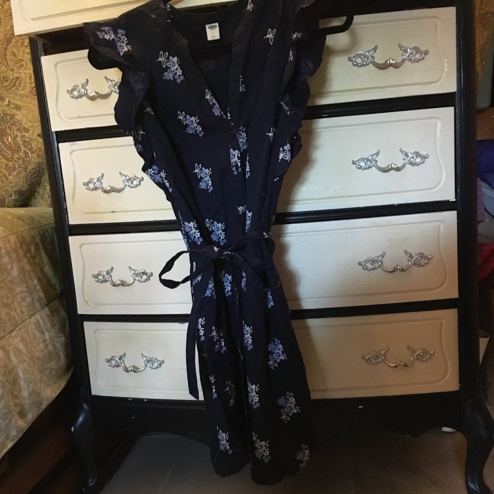 Old Navy floral print midi dress with belt